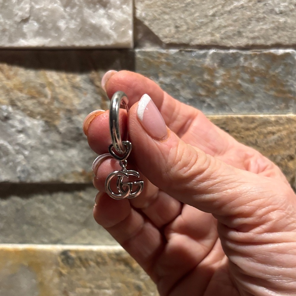 Gucci Silver Hoop Earrings - Picture 2 of 3